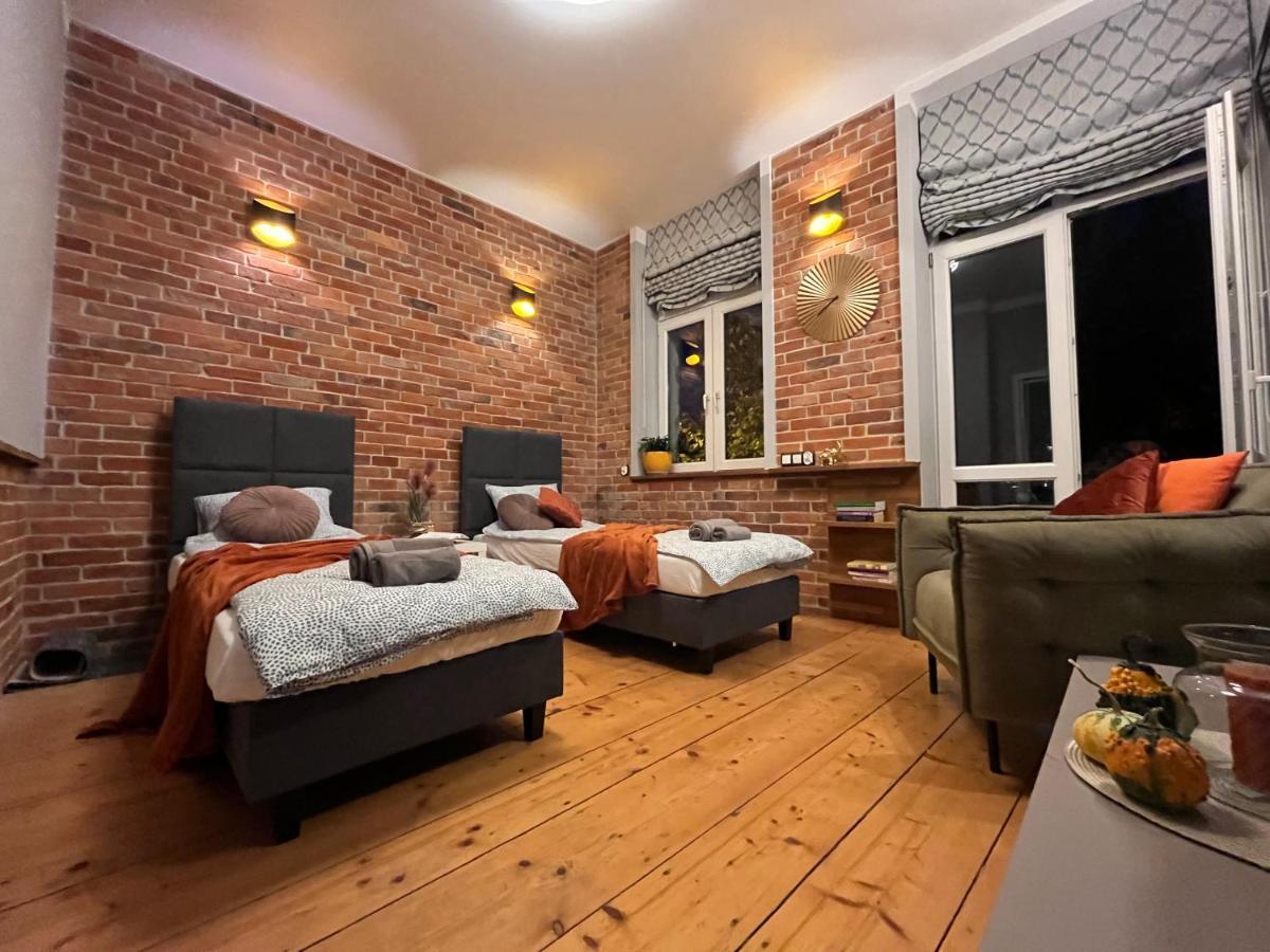 バルチェボApartament Przy Ratuszuアパートメント エクステリア 写真